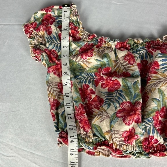American Eagle Tropical Floral Crop Top - Picture 6 of 9